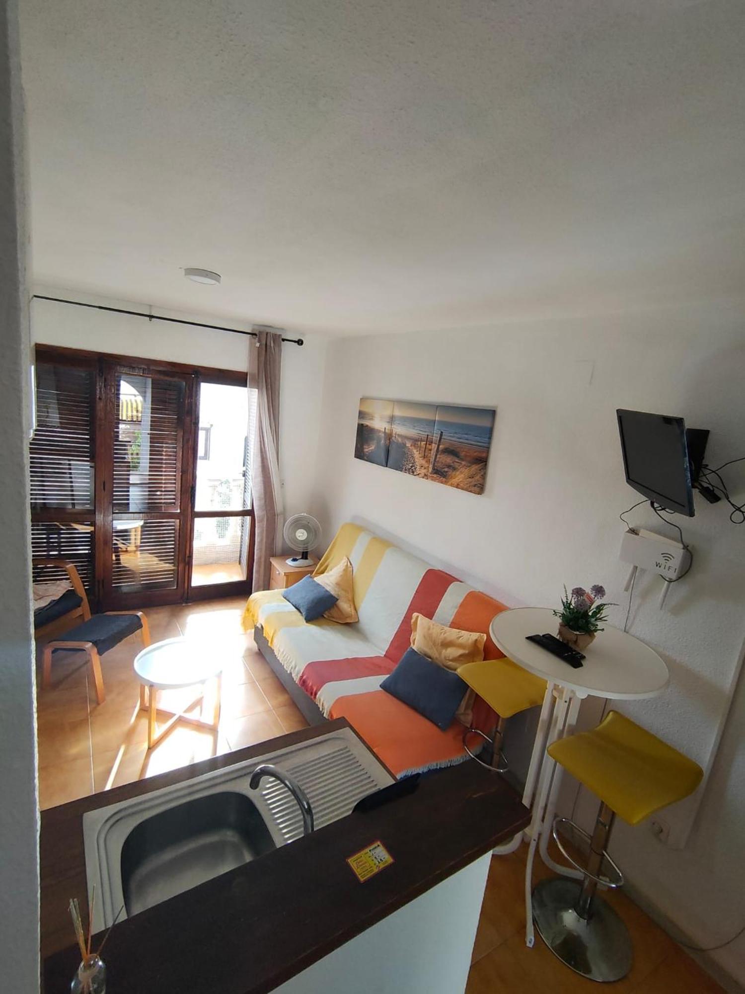 Apartment Los Locos Beach With Balcony And Wi-Fi Торрев'єха Екстер'єр фото